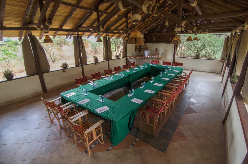 Sentrim Amboseli Lodge Eksteriør billede
