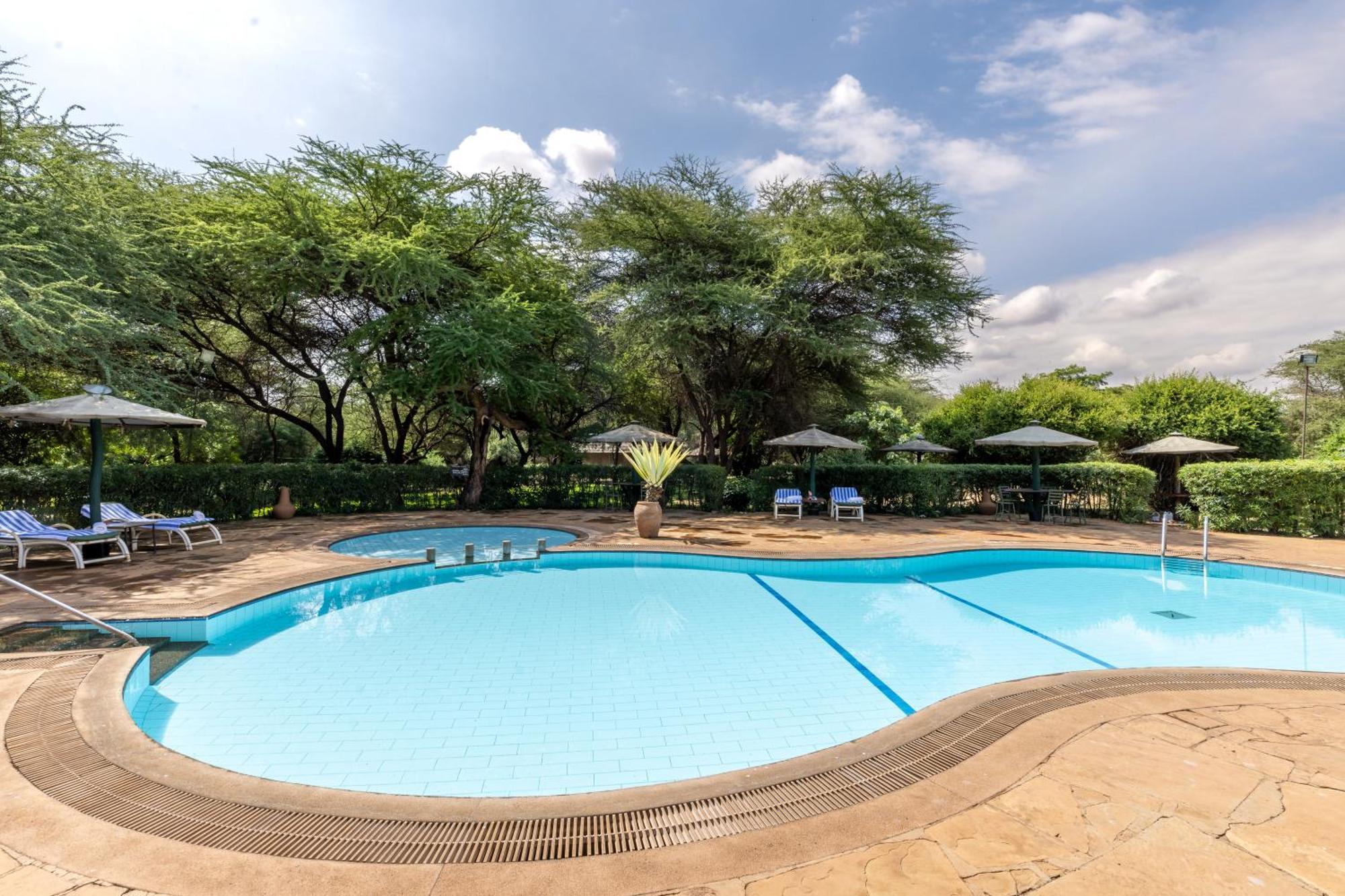 Sentrim Amboseli Lodge Eksteriør billede